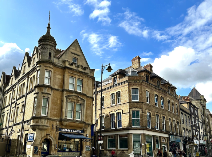 Oxfordshire: A Canvas for Your Chic Getaway - What Will You Discover?