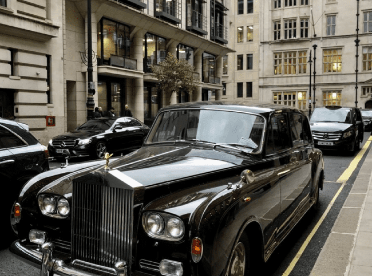 London: A Timeless Investment Haven for High-Net-Worth Individuals 